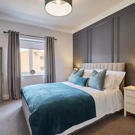 Host & Welton Mews Whitby