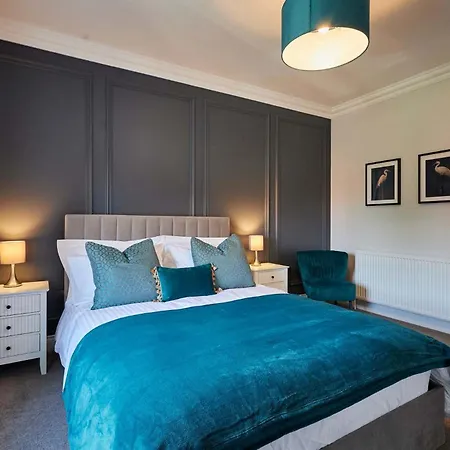 Host & Welton Mews Whitby